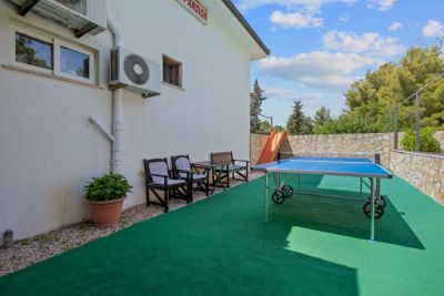 Adria-House, guest house-apartments-rooms