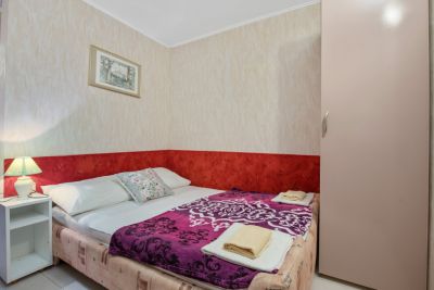 Adria-House, guest house-apartments-rooms