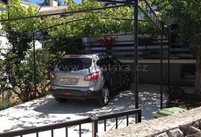 Apartments Loncaric Selce