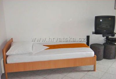 Apartments Loncaric Selce