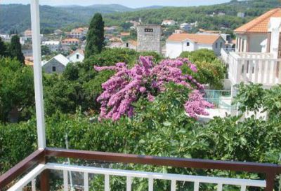 Apartments Šerventić