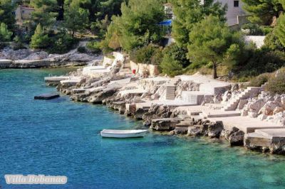 Apartments with swiming pool Bobanac