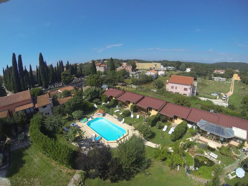 Country Club Bungalows with pool