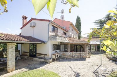 Country Club Bungalows with pool