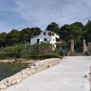 House Dany, Ždrelac, by the sea