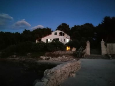 House Dany, Ždrelac, by the sea