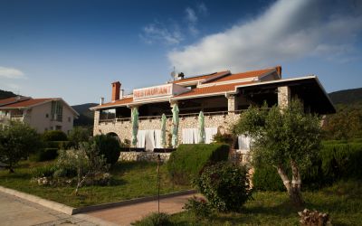 Hotel Zlatni lav