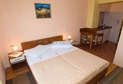 Apartments Tolj