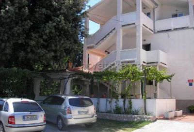 Apartments Šanić