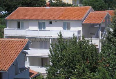 Apartments Šanić