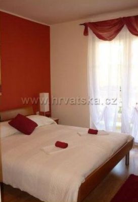 Apartments OPATIĆ HARI