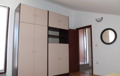 Apartments Boroš Novigrad