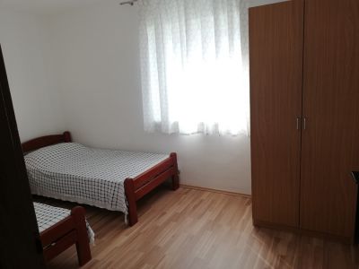 Apartments TINTOR Selce